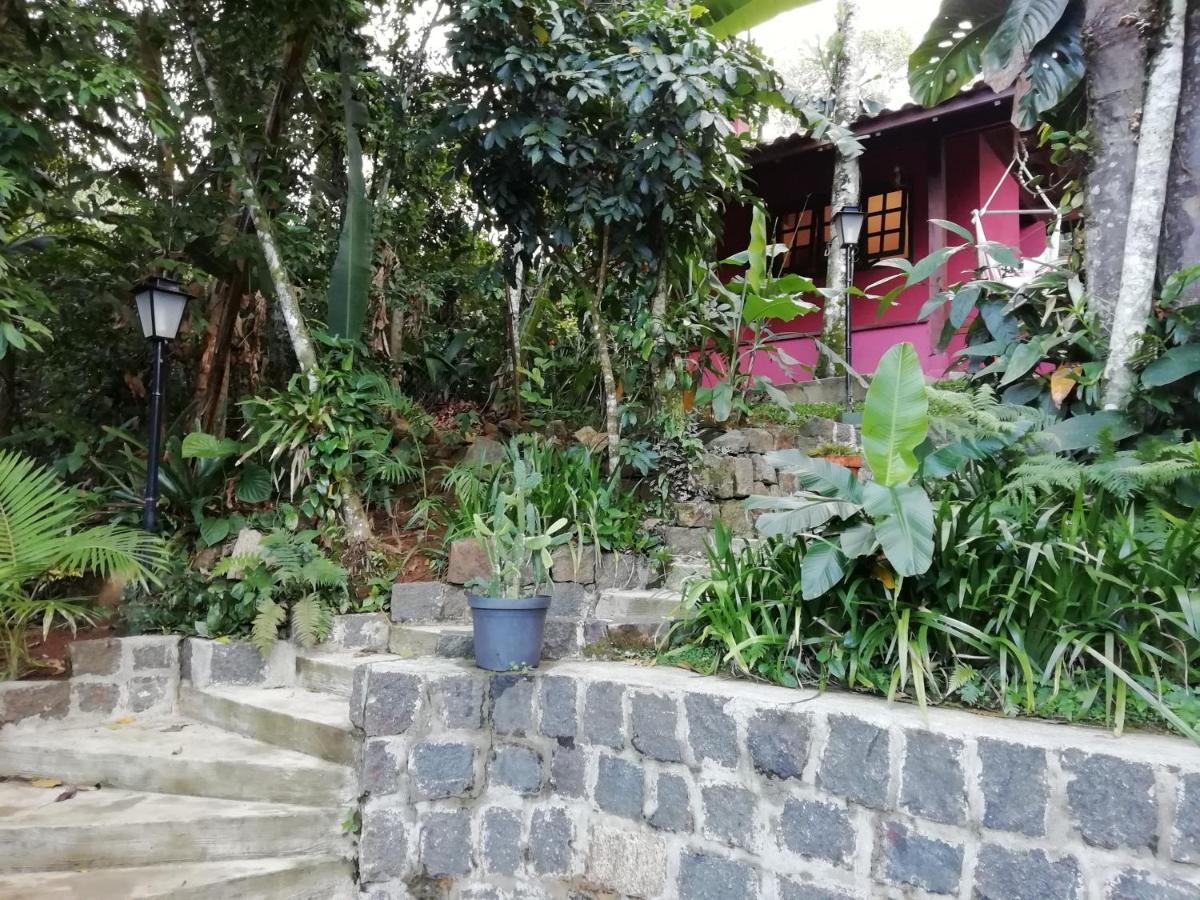 Villa Félix Suites e Chalés Ubatuba Exterior foto