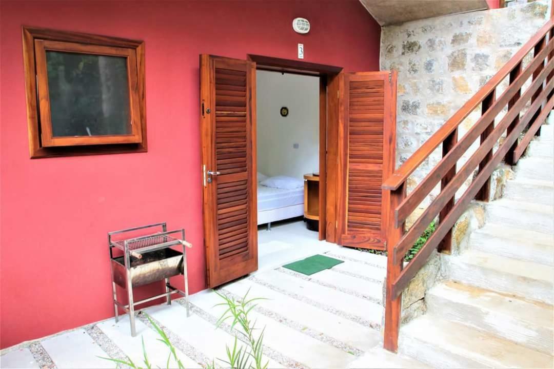 Villa Félix Suites e Chalés Ubatuba Exterior foto